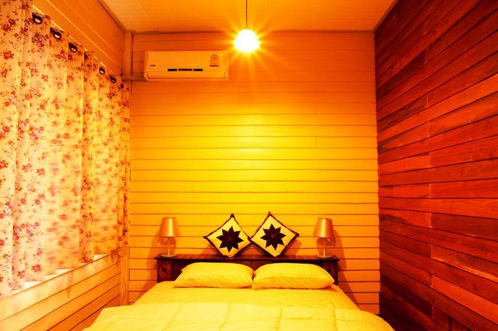 Bed and Breakfast Ban Boonchu Phra Nakhon Si Ayutthaya Pokój zdjęcie