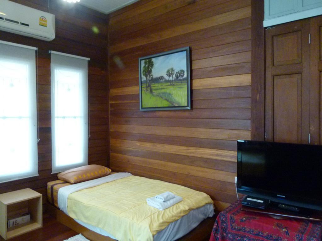 Bed and Breakfast Ban Boonchu Phra Nakhon Si Ayutthaya Zewnętrze zdjęcie